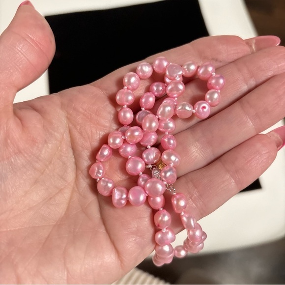 Real pink pearls like new condition - Picture 6 of 9